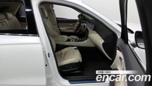 Genesis GV70 2.5T Бензин AWD 2025 года из Южной Кореи