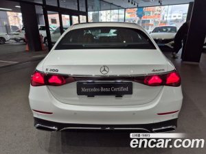 Mercedes-Benz E-Class E300 4MATIC AMG Line 2026 года из Южной Кореи