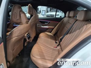 Mercedes-Benz E-Class E300 4MATIC AMG Line 2026 года из Южной Кореи
