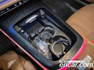 Mercedes-Benz E-Class E300 4MATIC AMG Line 2026 года из Южной Кореи
