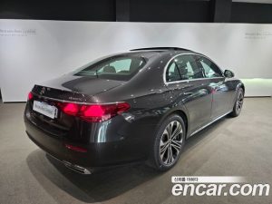 Mercedes-Benz E-Class E350e 4MATIC 2025 года из Южной Кореи