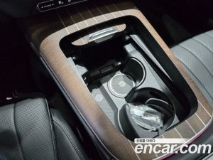 Mercedes-Benz E-Class E350e 4MATIC 2025 года из Южной Кореи