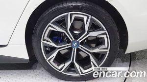 BMW i4 eDrive40 M Sport PRO 2024 года из Южной Кореи