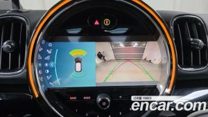 Mini Countryman CLASSIC Plus COMFORT PACK 2023 года из Южной Кореи