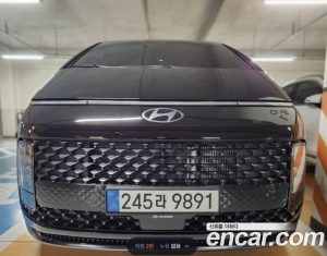 Hyundai Staria Lounge 9-Seater 2025 года из Южной Кореи