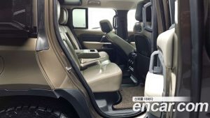 Land Rover Defender 110 D300 HSE 2022 года из Южной Кореи