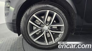 Land Rover Range Rover Evoque P250 Dynamic SE 2025 года из Южной Кореи