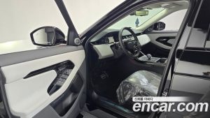 Land Rover Range Rover Evoque P250 Dynamic SE 2025 года из Южной Кореи