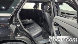 Land Rover Range Rover Evoque P250 Dynamic SE 2024 года из Южной Кореи