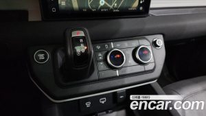 Land Rover Defender 110 D250 SE 2023 года из Южной Кореи