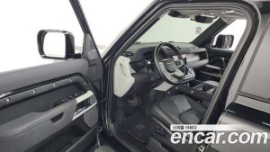 Land Rover Defender 110 D250 SE 2023 года из Южной Кореи
