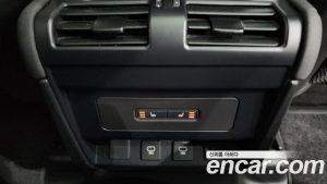 Land Rover Defender 110 D250 SE 2023 года из Южной Кореи