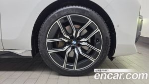 BMW 7-Series 740i xDrive M Sport 2024 года из Южной Кореи