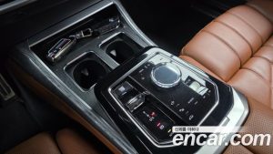 BMW 7-Series 740i xDrive M Sport 2024 года из Южной Кореи