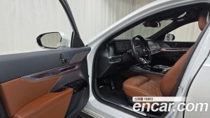 BMW 7-Series 740i xDrive M Sport 2024 года из Южной Кореи