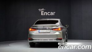 Lexus ES Executive 2023 года из Южной Кореи