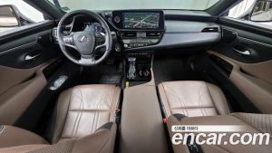 Lexus ES Executive 2023 года из Южной Кореи