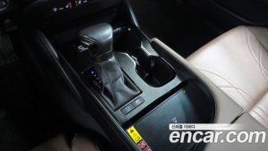 Lexus ES Executive 2023 года из Южной Кореи