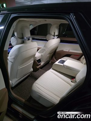 Hyundai Grandeur 2.5 Бензин 2WD 2025 года из Южной Кореи