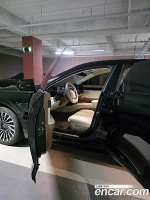 Hyundai Grandeur 2.5 Бензин 2WD 2025 года из Южной Кореи
