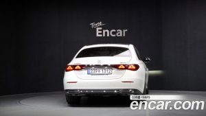 Mercedes-Benz E-Class E350e 4MATIC 2025 года из Южной Кореи