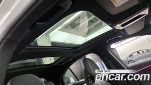Mercedes-Benz E-Class E350e 4MATIC 2025 года из Южной Кореи