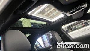 Mercedes-Benz C-Class C200 AMG Line 2025 года из Южной Кореи