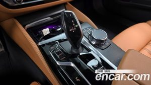 BMW 5-Series 520i M Sport 2023 года из Южной Кореи