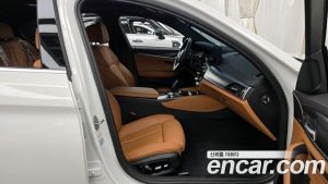 BMW 5-Series 520i M Sport 2023 года из Южной Кореи