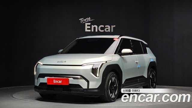 Kia EV3 Standard 2WD 2025 года из Кореи
