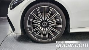 Mercedes-Benz CLE-Class CLE450 4MATIC Coupe 2024 года из Южной Кореи