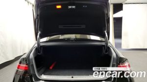 Genesis G90 Бензин 3.5 Turbo AWD 2026 года из Южной Кореи