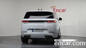 Land Rover Range Rover Sport P550E Dynamic HSE 2025 года из Южной Кореи