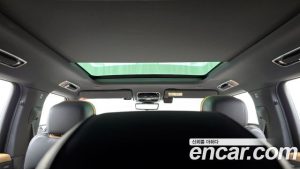 Land Rover Range Rover Sport P550E Dynamic HSE 2025 года из Южной Кореи