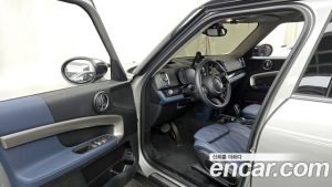 Mini Countryman ALL4 CLASSIC COMFORT PACK 2023 года из Южной Кореи