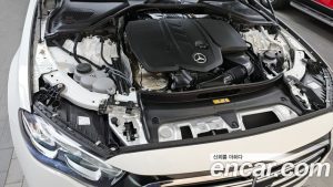 Mercedes-Benz E-Class E220d 4MATIC Exclusive 2025 года из Южной Кореи