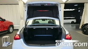 Mercedes-Benz E-Class E220d 4MATIC Exclusive 2025 года из Южной Кореи