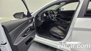 Hyundai AVANTE 1.6 2025 года из Южной Кореи