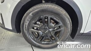 Kia Sorento HEV 1.6 2WD 2024 года из Южной Кореи