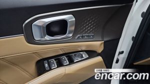 Kia Sorento HEV 1.6 2WD 2024 года из Южной Кореи