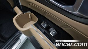 Kia Sorento HEV 1.6 2WD 2024 года из Южной Кореи