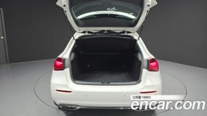 Mercedes-Benz A-Class A220 HATCHBACK 2025 года из Южной Кореи