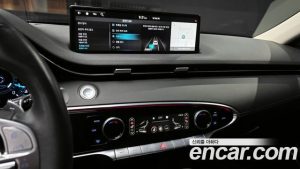 Genesis GV70 2.5T Бензин 2WD 2024 года из Южной Кореи