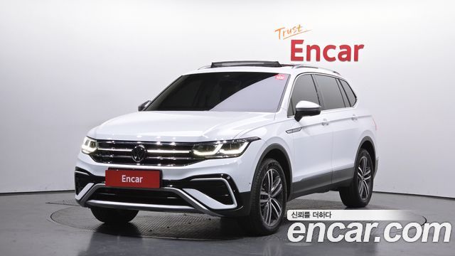 Volkswagen Tiguan 2.0 TSI Prestige 2023 года из Кореи