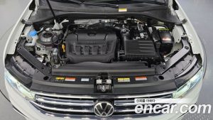 Volkswagen Tiguan 2.0 TSI Prestige 2023 года из Южной Кореи