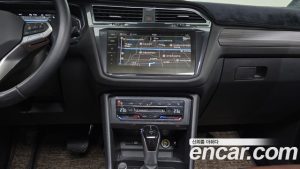 Volkswagen Tiguan 2.0 TSI Prestige 2023 года из Южной Кореи