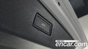 Volkswagen Tiguan 2.0 TSI Prestige 2023 года из Южной Кореи