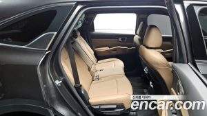 Kia Sorento Дизель 2.2 2WD 2025 года из Южной Кореи