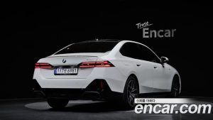 BMW 5-Series 520i Special Edition 2025 года из Южной Кореи