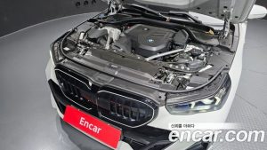 BMW 5-Series 520i Special Edition 2025 года из Южной Кореи